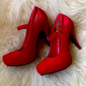 Red Pumps (Size 6-6.5)